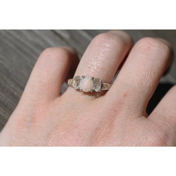 alternative raw diamond engagement ring raw crystal size 4 5 6 7 8 8 9 10 11 12 - Picture 5 of 6